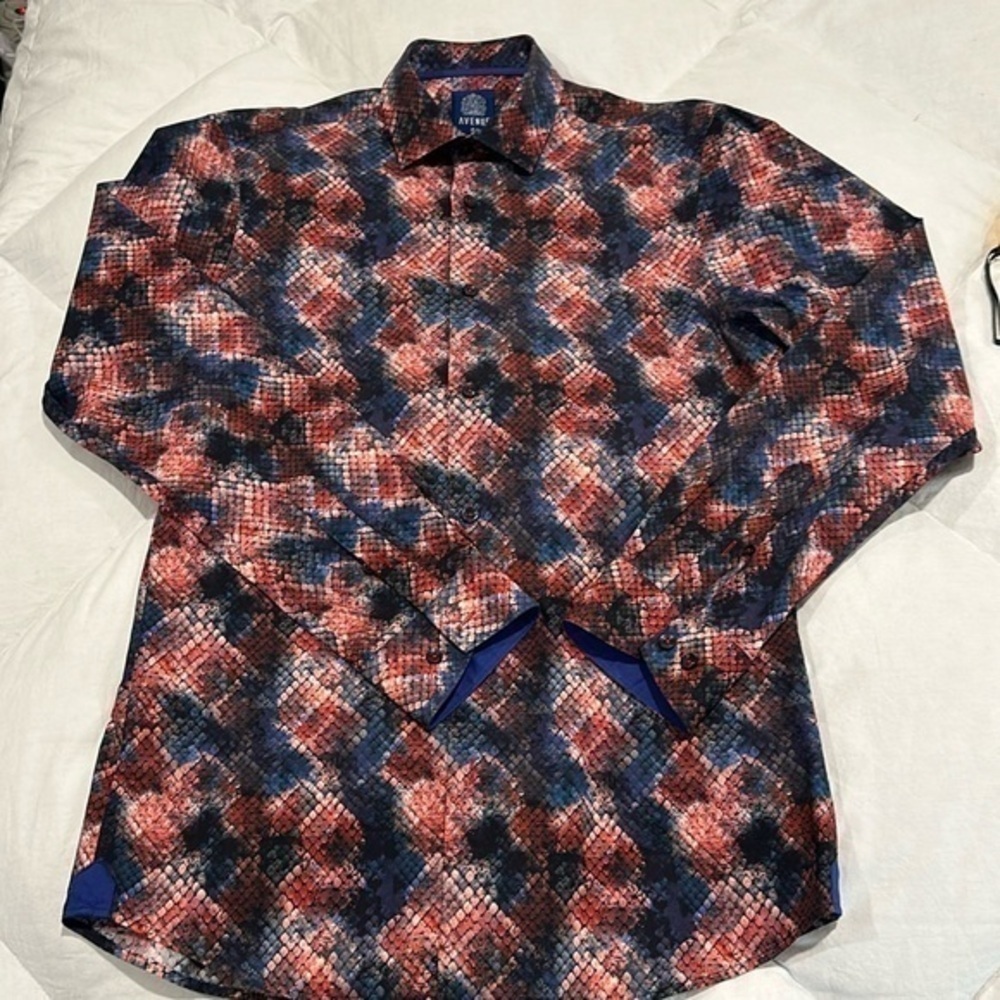 Avenue 21 button down